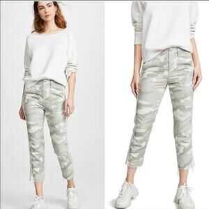 MOTHER the shaker chop crop Camo fray Pants